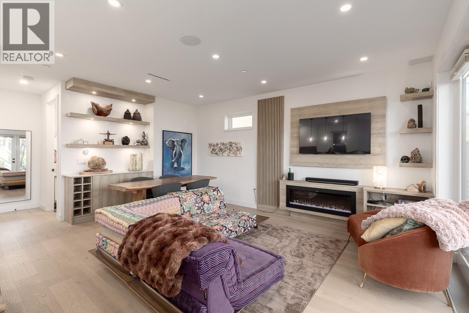 4372 W 13th Avenue, Vancouver, British Columbia  V6R 2T9 - Photo 4 - R3097676