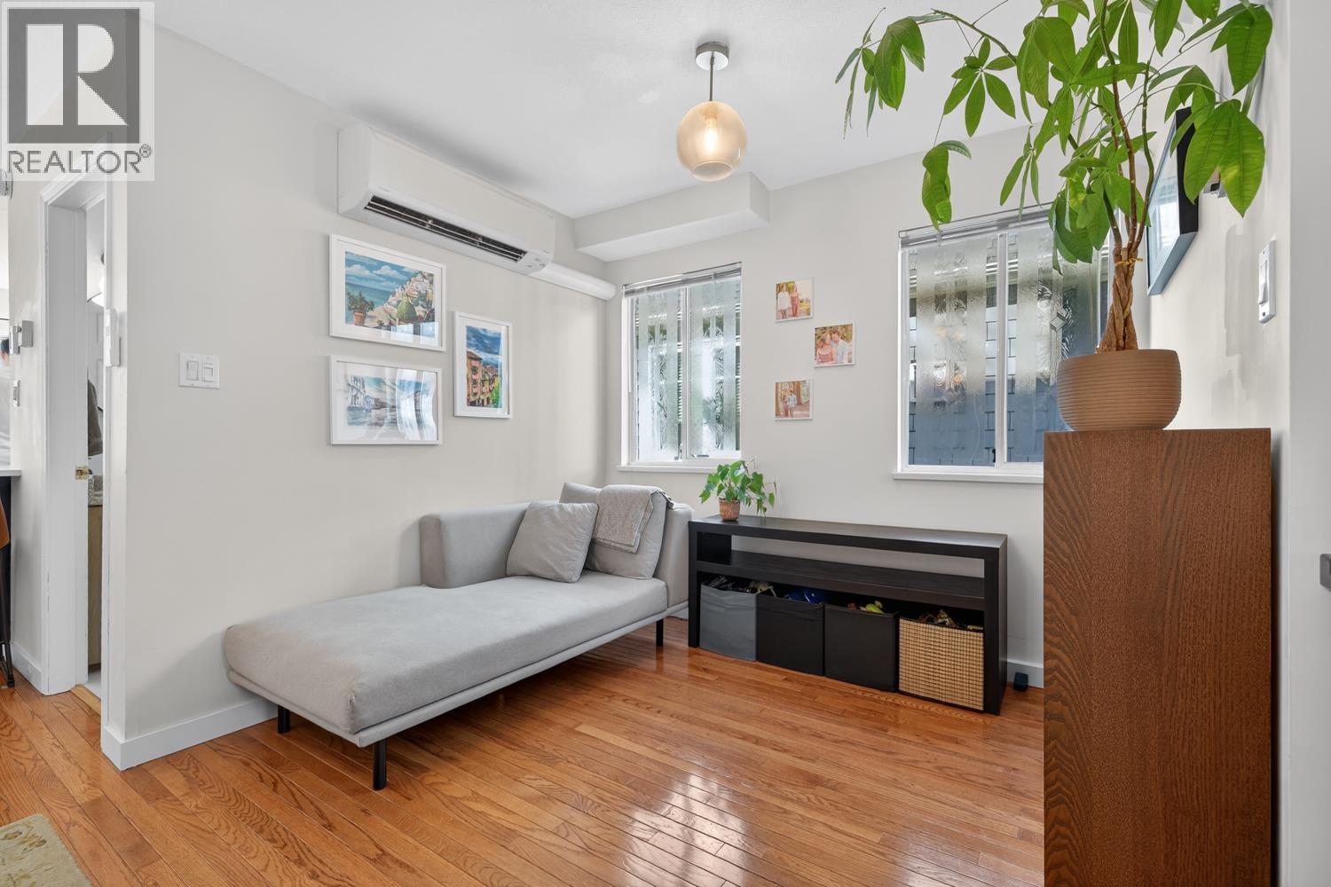 1764 Graveley Street, Vancouver, British Columbia  V5L 3B1 - Photo 11 - R3097679