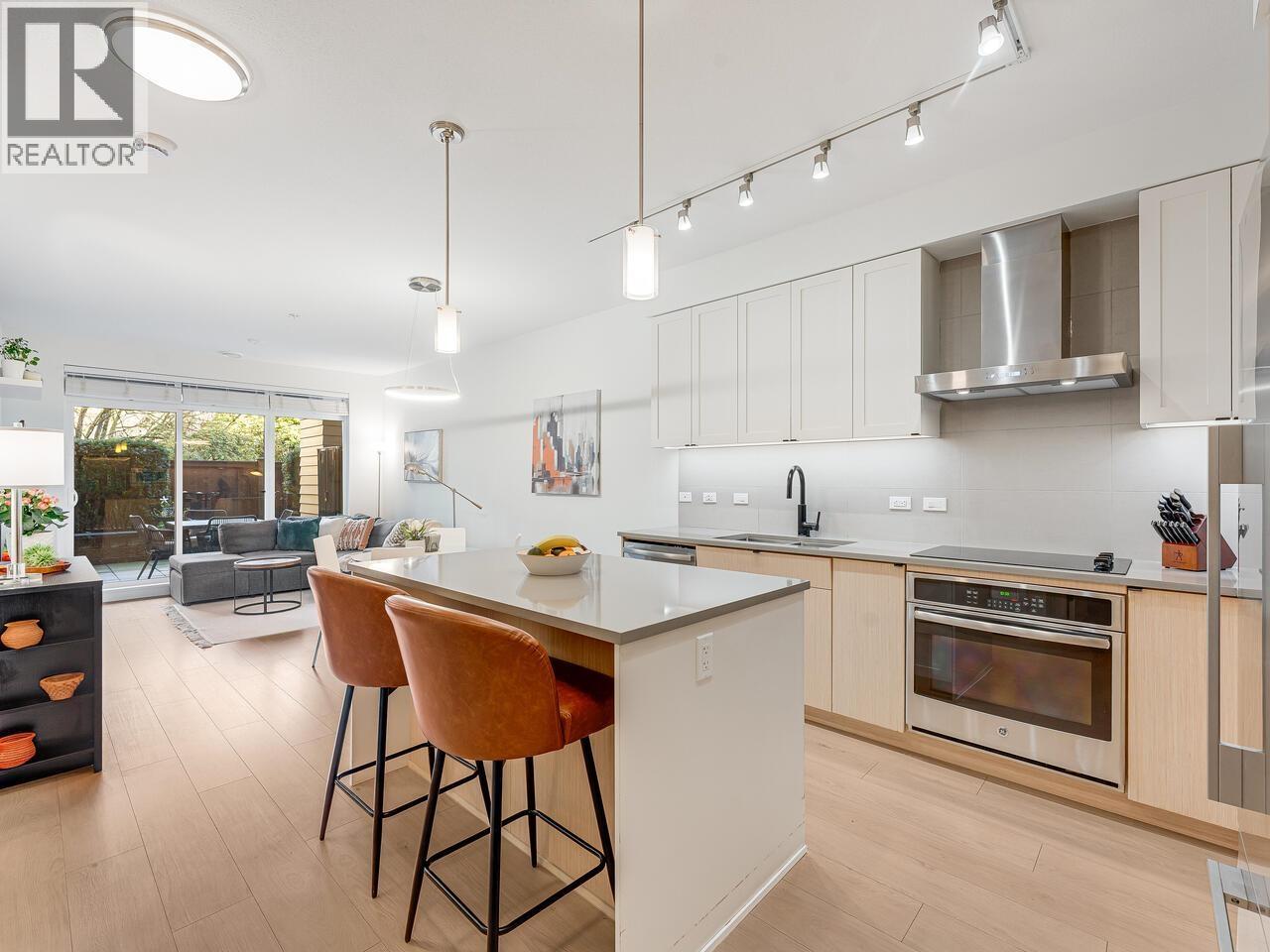 113 3205 Mountain Highway, North Vancouver, British Columbia  V7K 0A3 - Photo 8 - R3097689