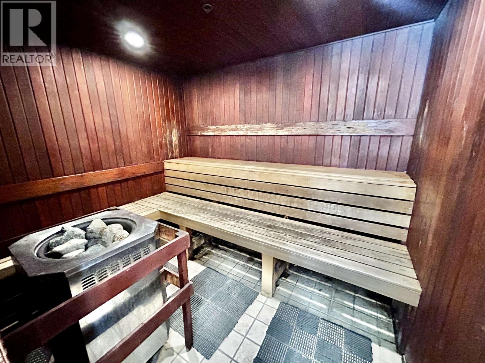 Week 9 902-4293 Mountain Square, Whistler, British Columbia  V8E 1B8 - Photo 16 - R3097699