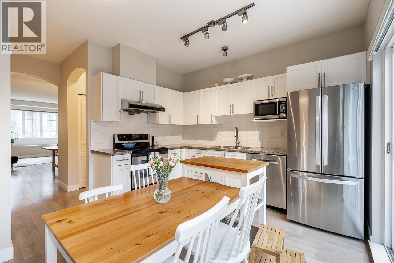 26 8533 Cumberland Place, Burnaby, British Columbia  V3N 5C1 - Photo 1 - R3097714