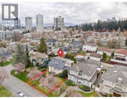 <div class="price">$1,999,900</div> 5878 Arlington Street, Vancouver<br><div style="margin-bottom:8px;"><small>RE/MAX City Realty</small></div><div class='bed_bath'>4 Bed | 3 Bath</div>