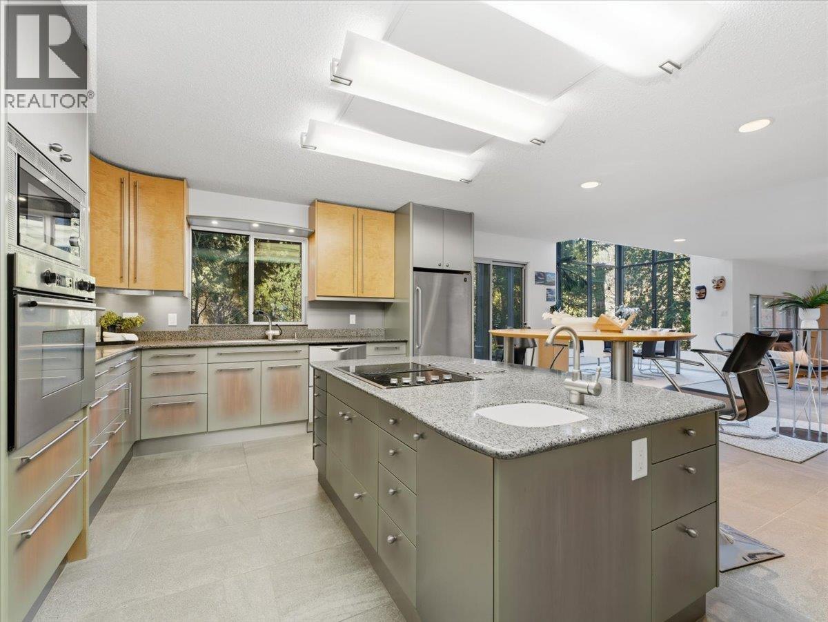 1260 Seymour Boulevard, North Vancouver, British Columbia  V7J 2J8 - Photo 11 - R3097698