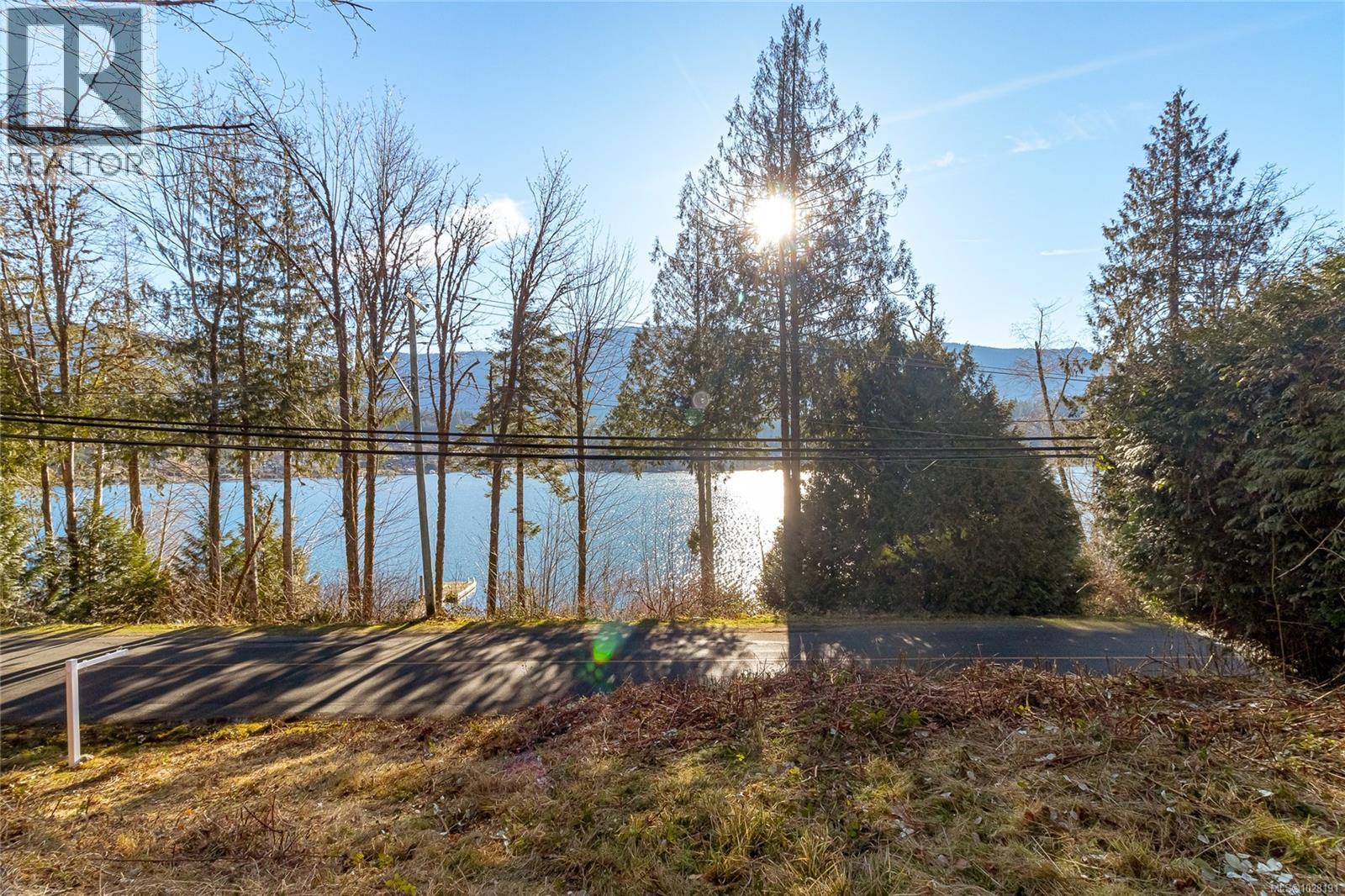 295 North Shore Rd W, Lake Cowichan, British Columbia