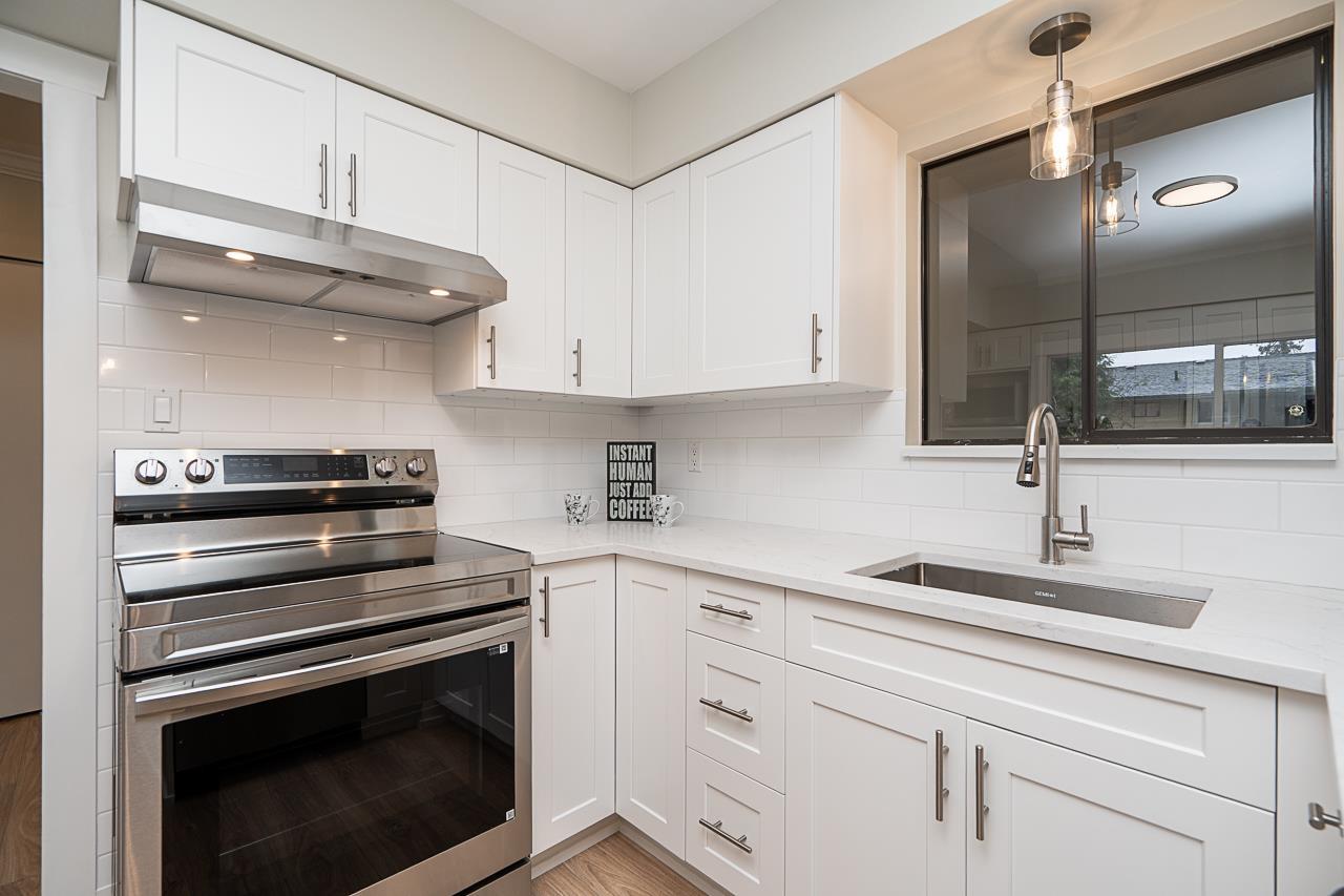 9829 120a Street, Surrey, British Columbia  V3V 4H8 - Photo 11 - R3097653