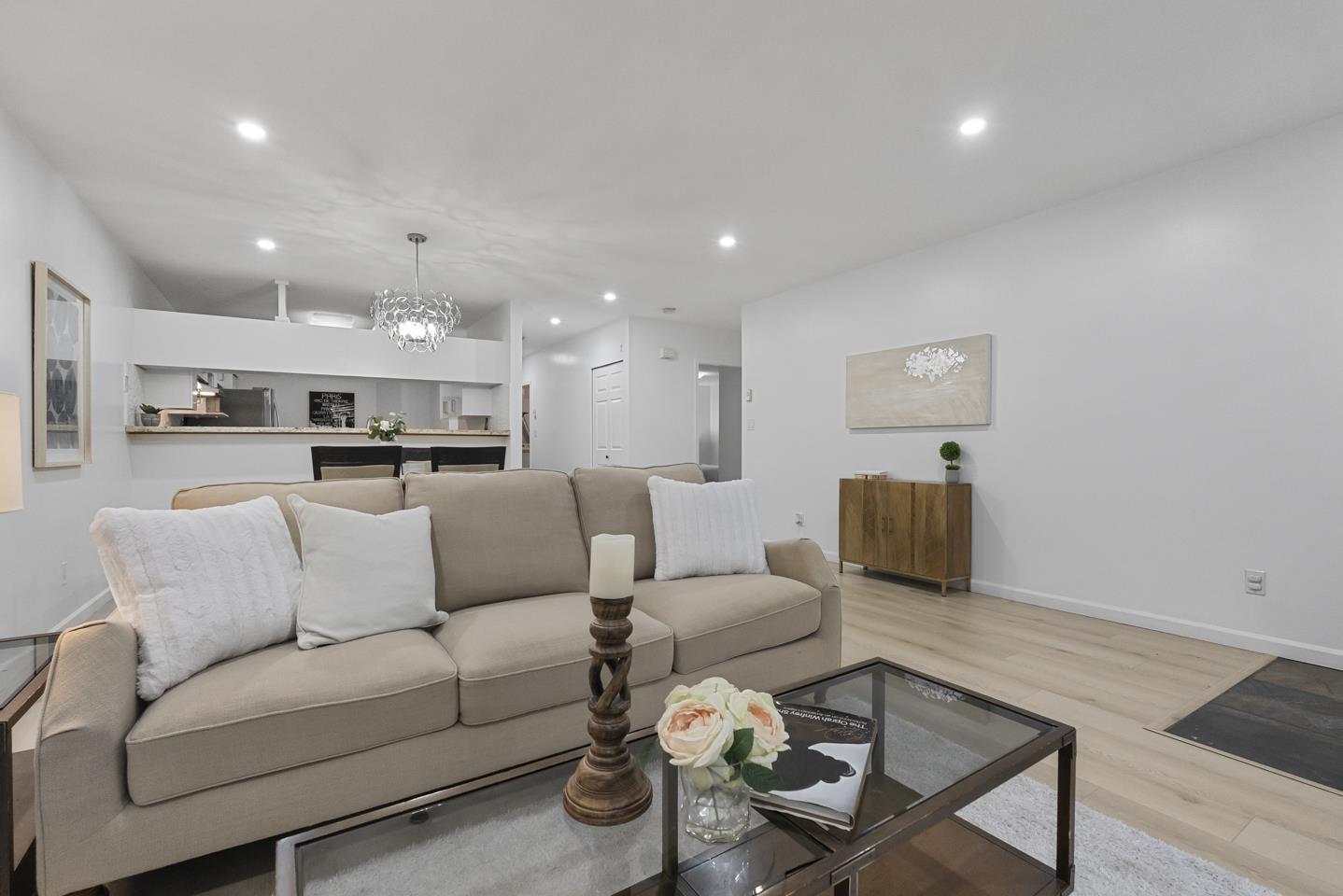 1 13660 84 Avenue, Surrey, British Columbia  V3W 0T6 - Photo 3 - R3097661