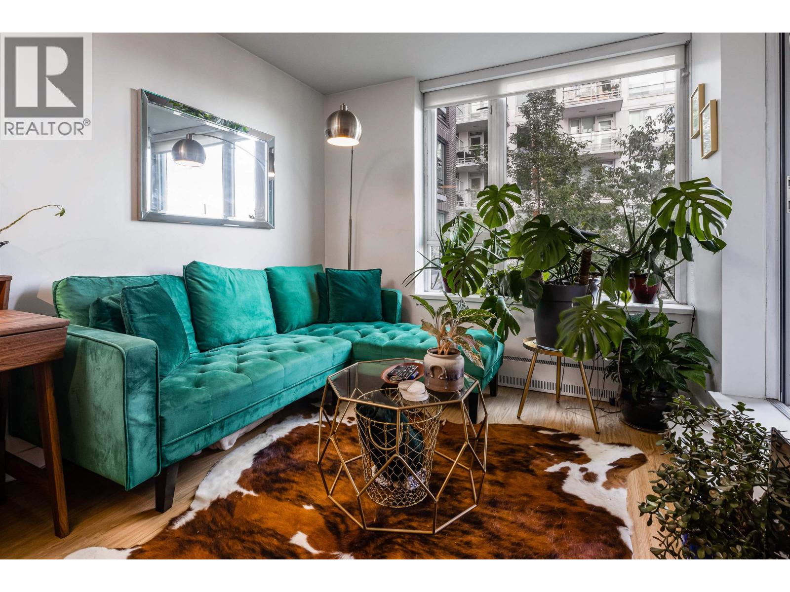 601 188 Keefer Street, Vancouver, British Columbia  V6A 0E3 - Photo 4 - R3087097