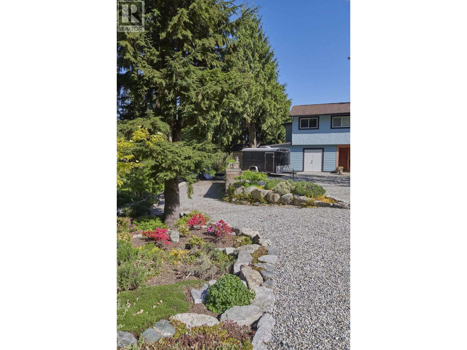 1454 Davidson Road, Gibsons, British Columbia  V0N 1V6 - Photo 35 - R3097637