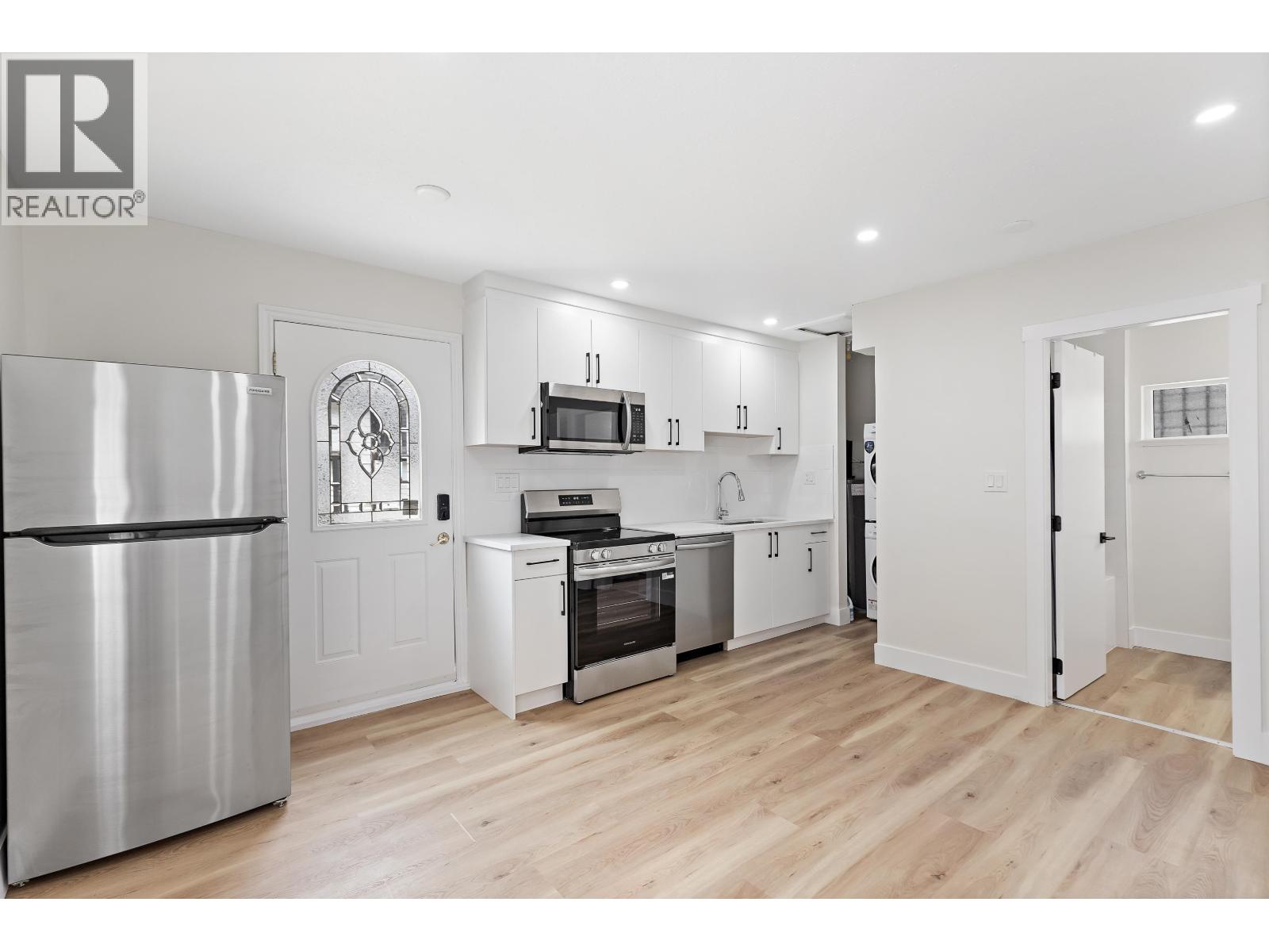 12822 229 Street, Maple Ridge, British Columbia  V2X 6R1 - Photo 6 - R3097670