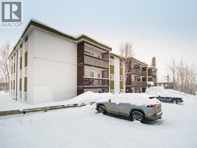 302-19 Summit Road, Whitehorse, Yukon  Y1A 0H9 - Photo 1 - 17101