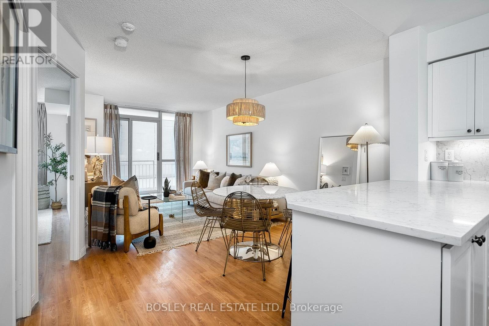 610 - 18 Stafford Street, Toronto, Ontario  M5V 3W4 - Photo 3 - C12863766