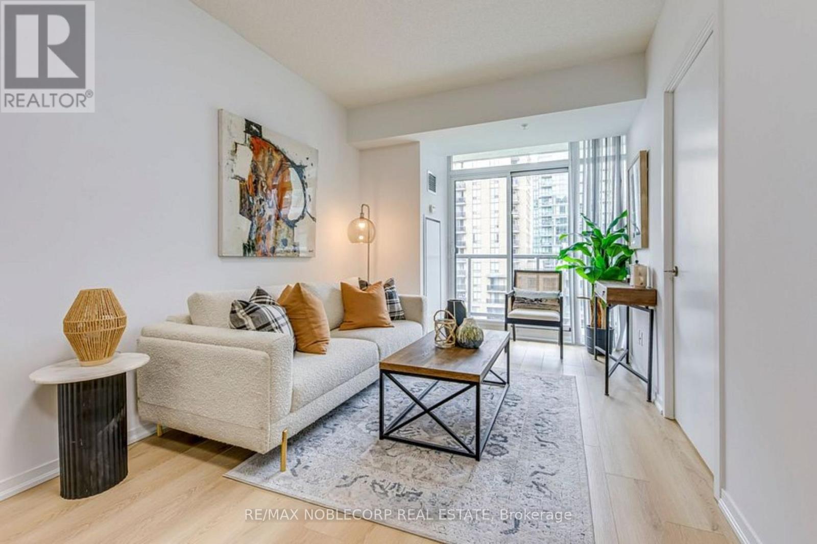 1136 - 68 Abell Street, Toronto, Ontario  M6J 0B1 - Photo 13 - C12863816