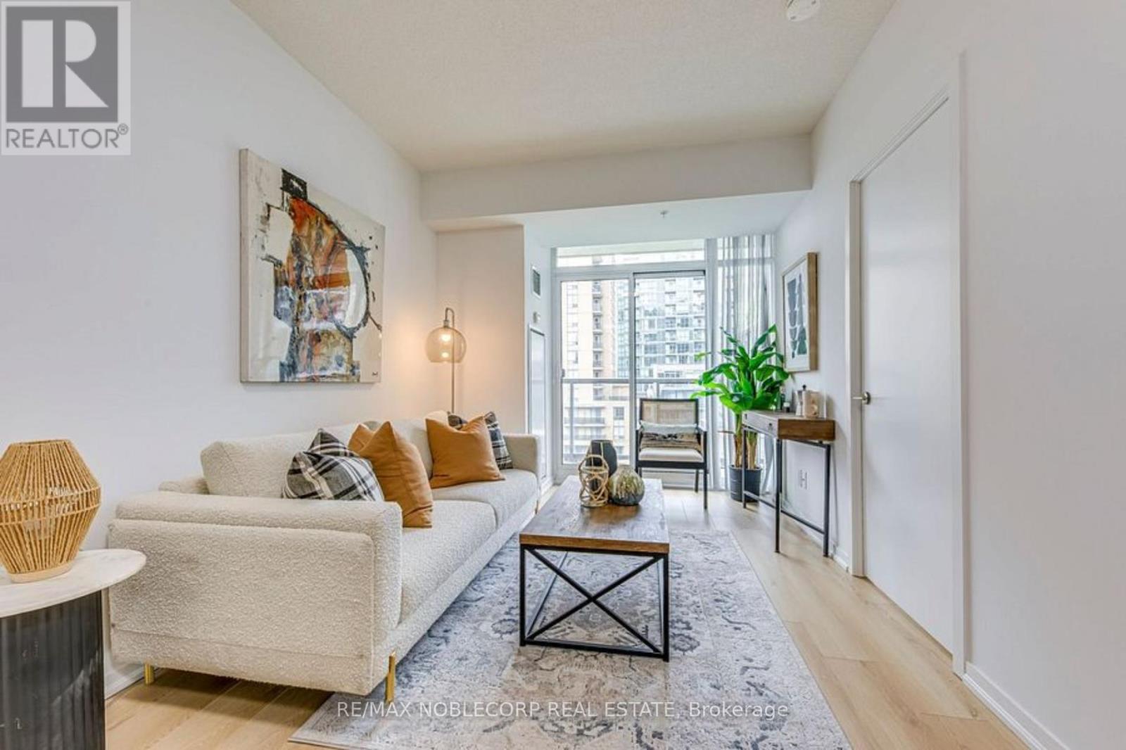 1136 - 68 Abell Street, Toronto, Ontario  M6J 0B1 - Photo 14 - C12863816