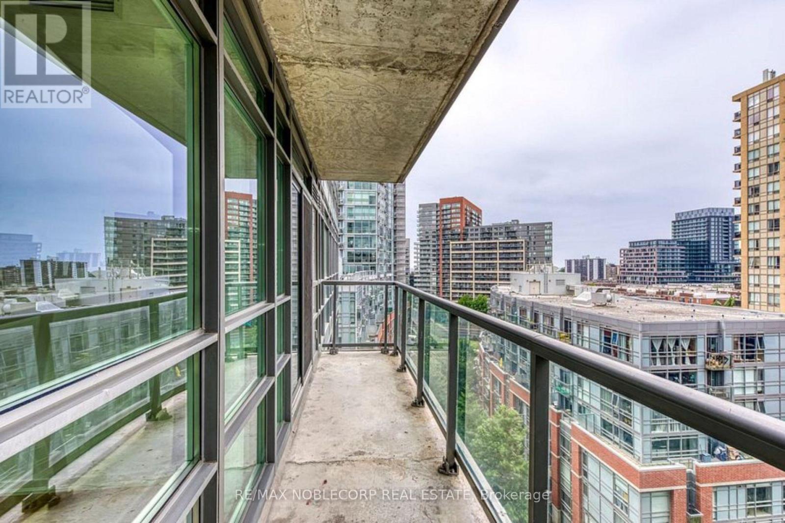 1136 - 68 Abell Street, Toronto, Ontario  M6J 0B1 - Photo 16 - C12863816