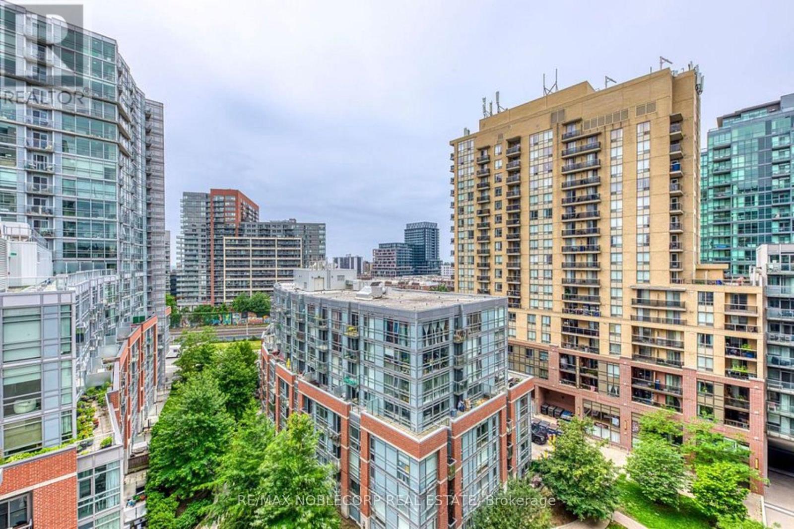 1136 - 68 Abell Street, Toronto, Ontario  M6J 0B1 - Photo 18 - C12863816