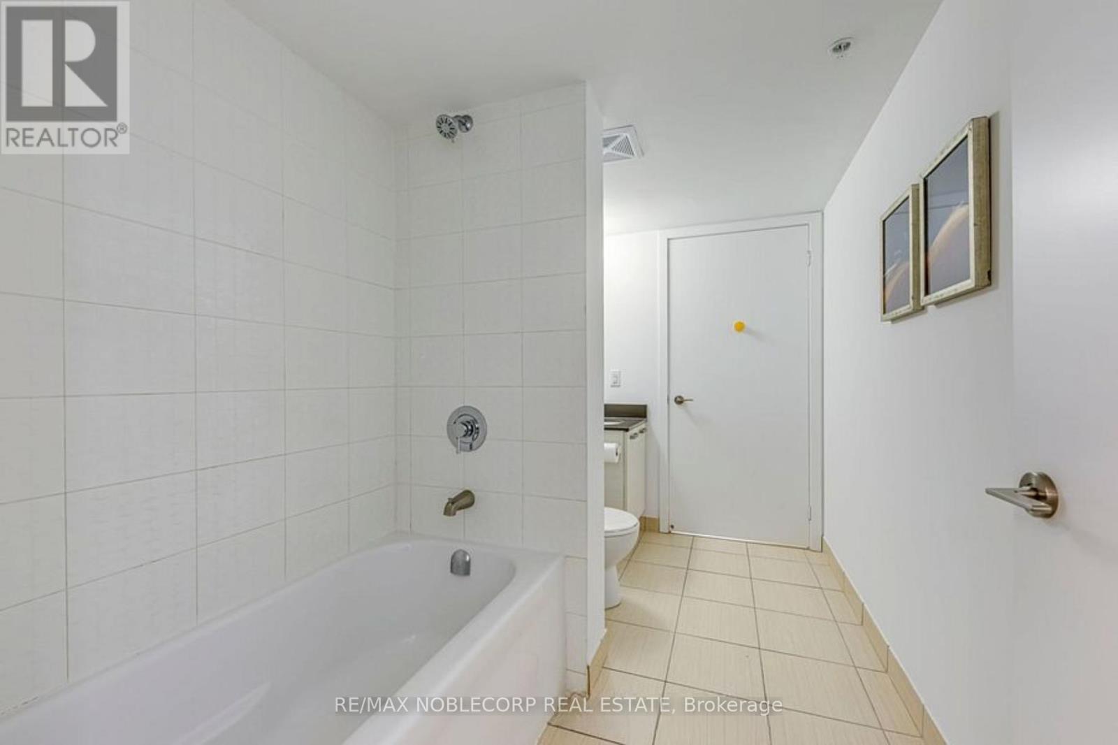 1136 - 68 Abell Street, Toronto, Ontario  M6J 0B1 - Photo 28 - C12863816