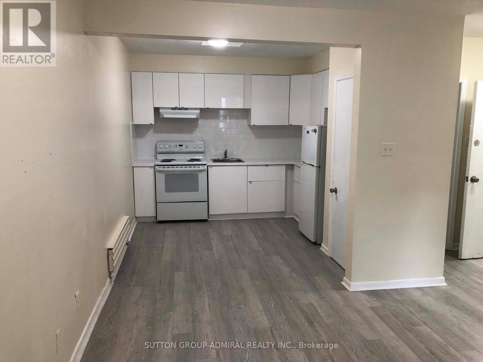 1 - 2839 Bathurst Street, Toronto, Ontario  M6B 3A4 - Photo 12 - C12863840