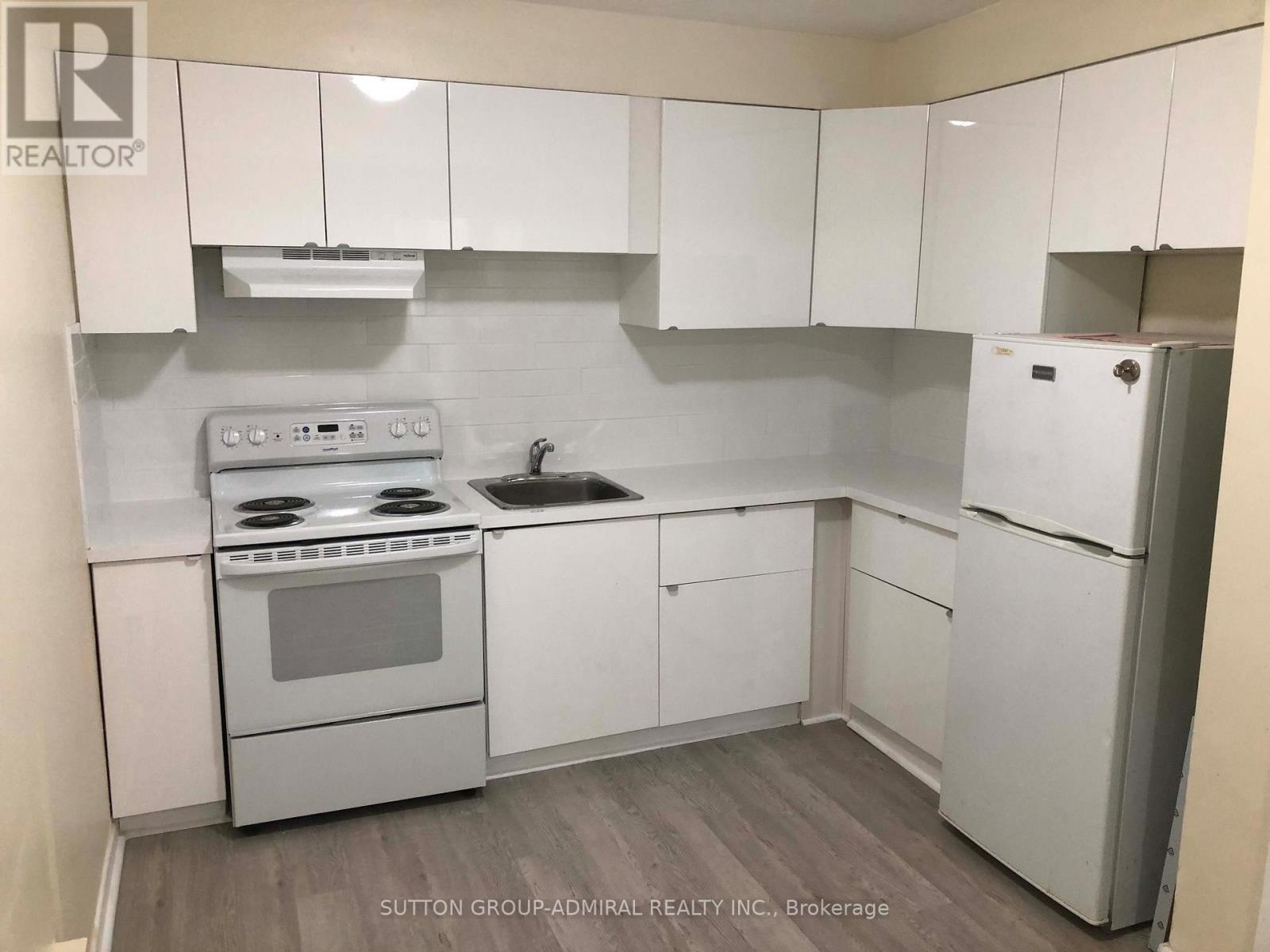 1 - 2839 Bathurst Street, Toronto, Ontario  M6B 3A4 - Photo 14 - C12863840