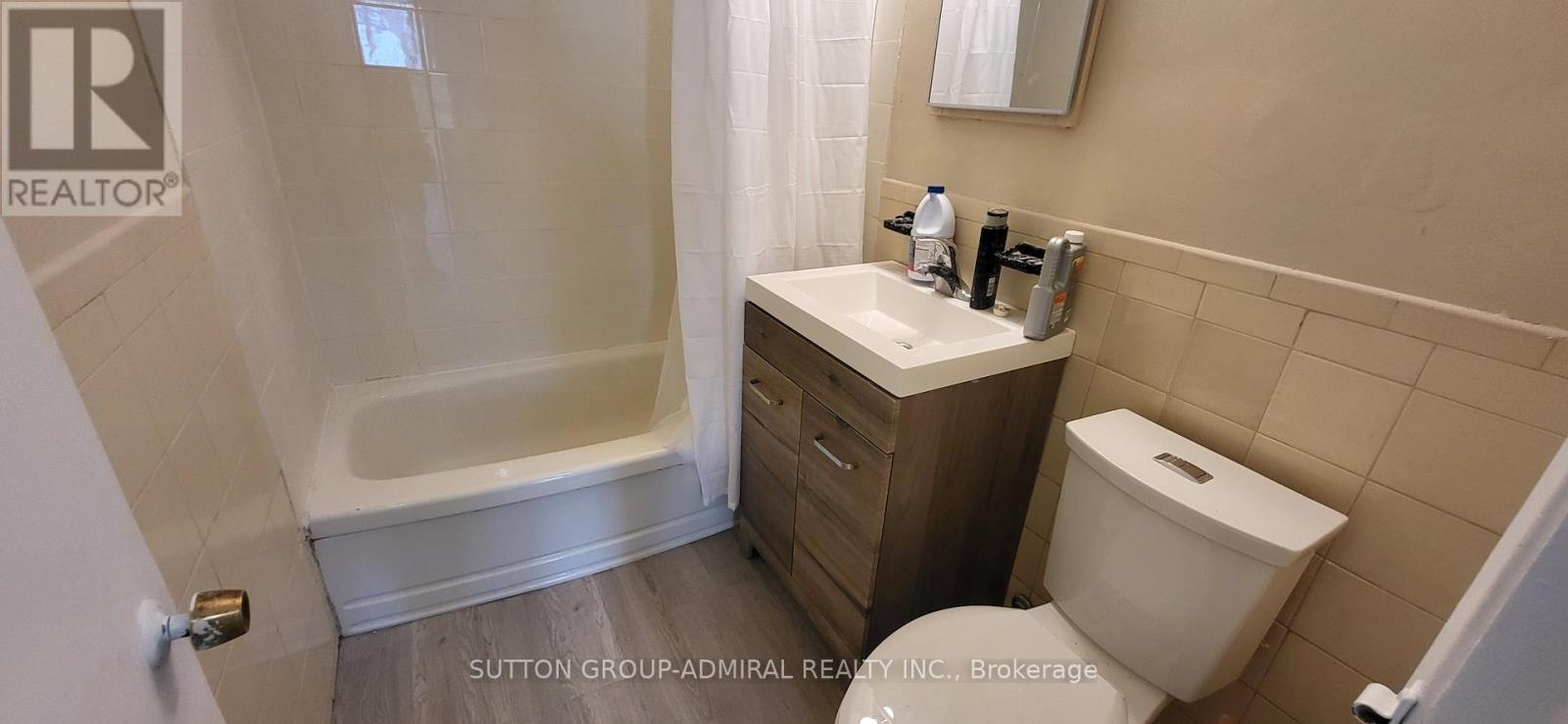 1 - 2839 Bathurst Street, Toronto, Ontario  M6B 3A4 - Photo 7 - C12863840