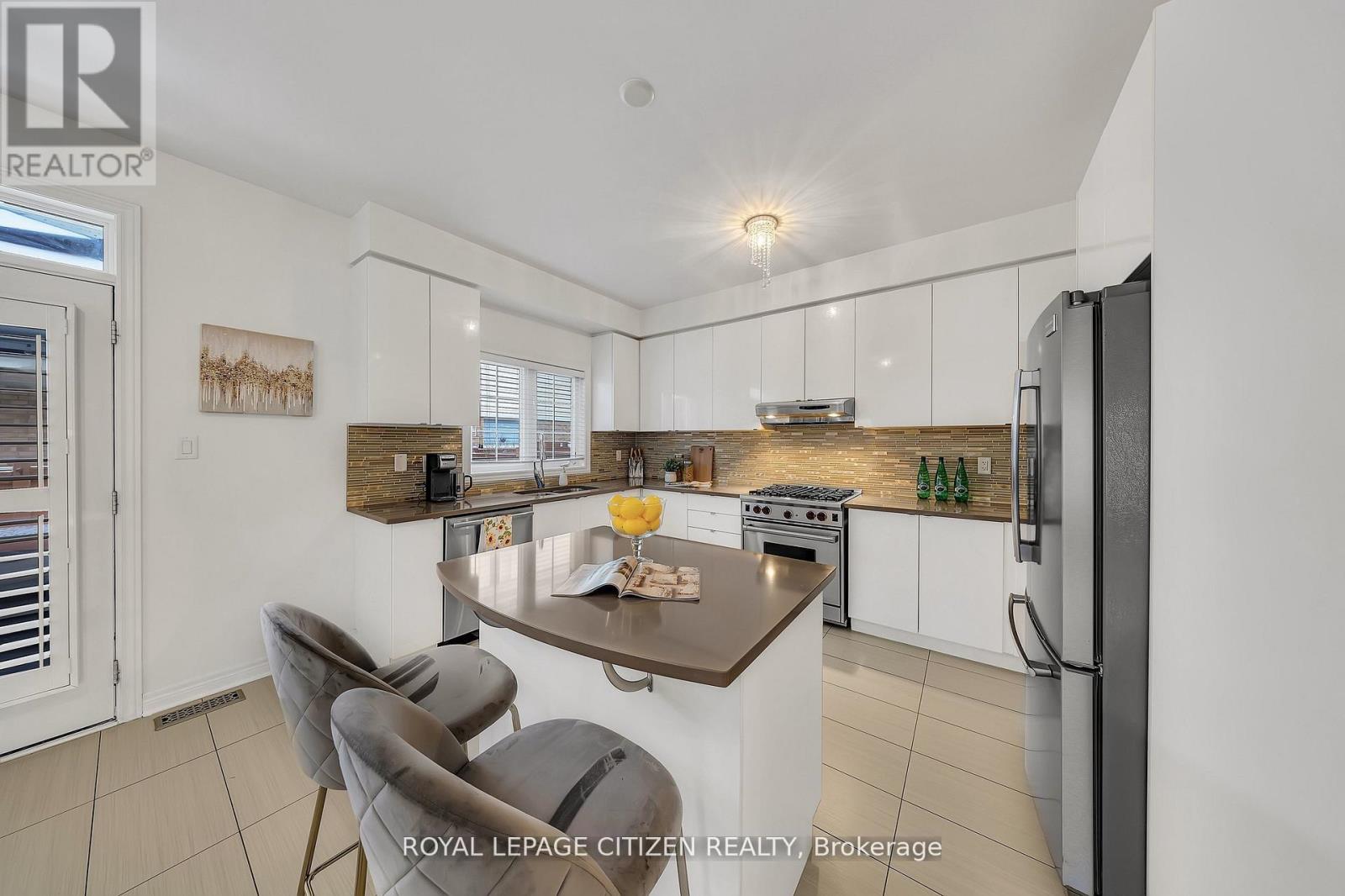 1882 Esterbrook Drive, Oshawa, Ontario  L1K 0N4 - Photo 10 - E12863782