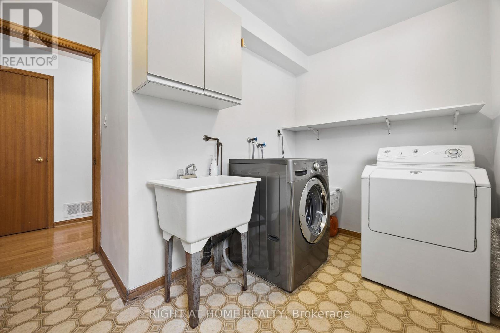 126 Homestead Road, Toronto, Ontario  M1E 3S2 - Photo 14 - E12863804