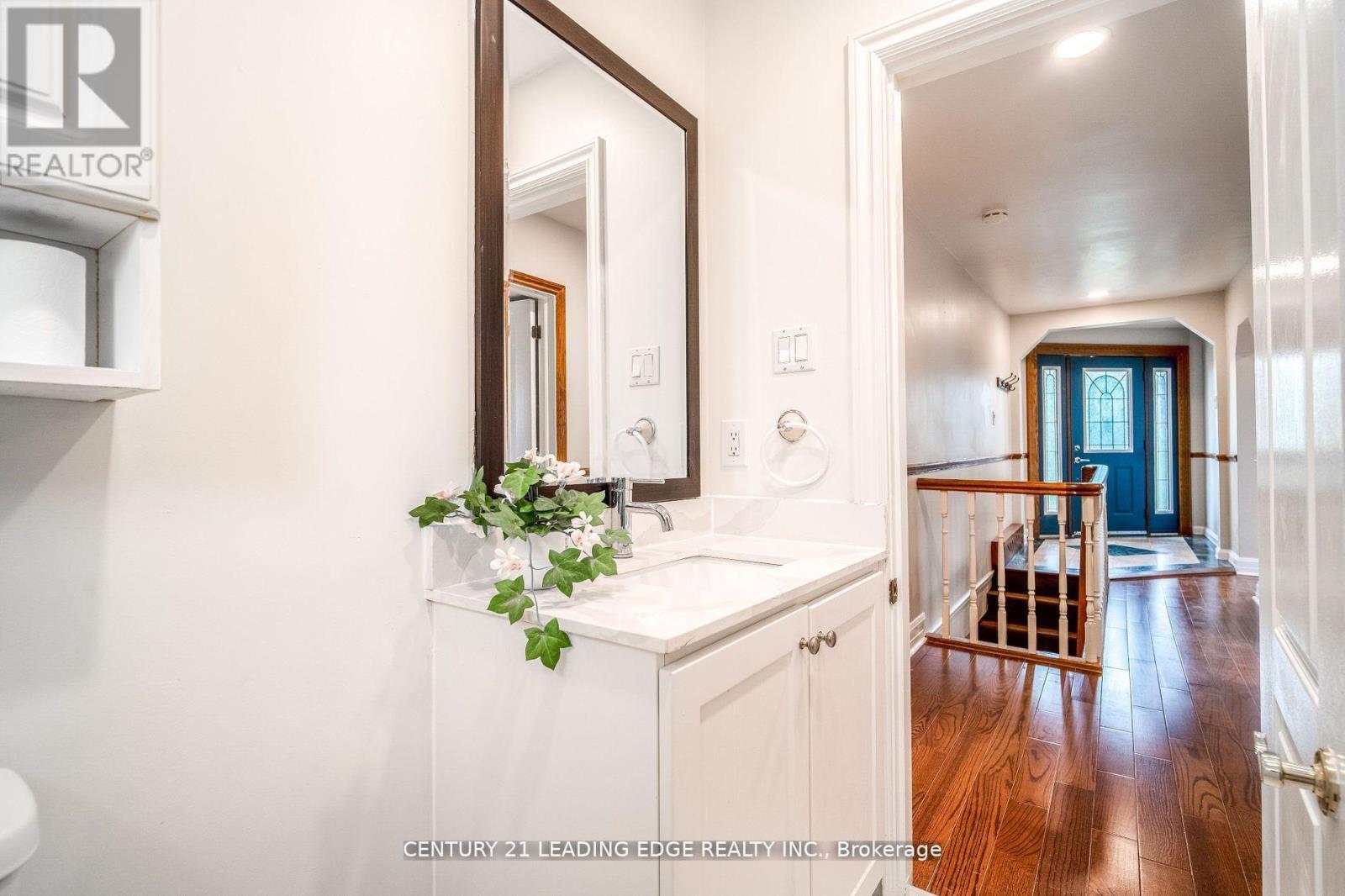 393 Canal Road, Bradford West Gwillimbury, Ontario  L3Z 2A6 - Photo 14 - N12863814