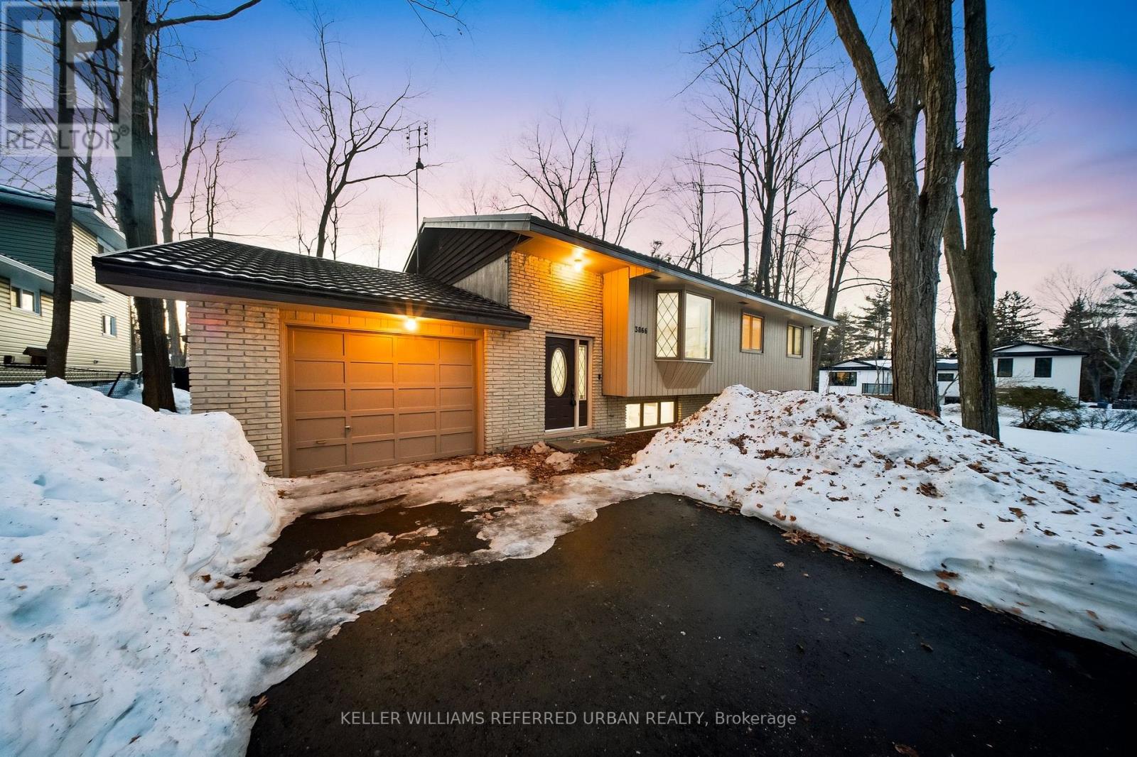 3866 Dixon Road, Innisfil, Ontario  L9S 2R9 - Photo 3 - N12863830