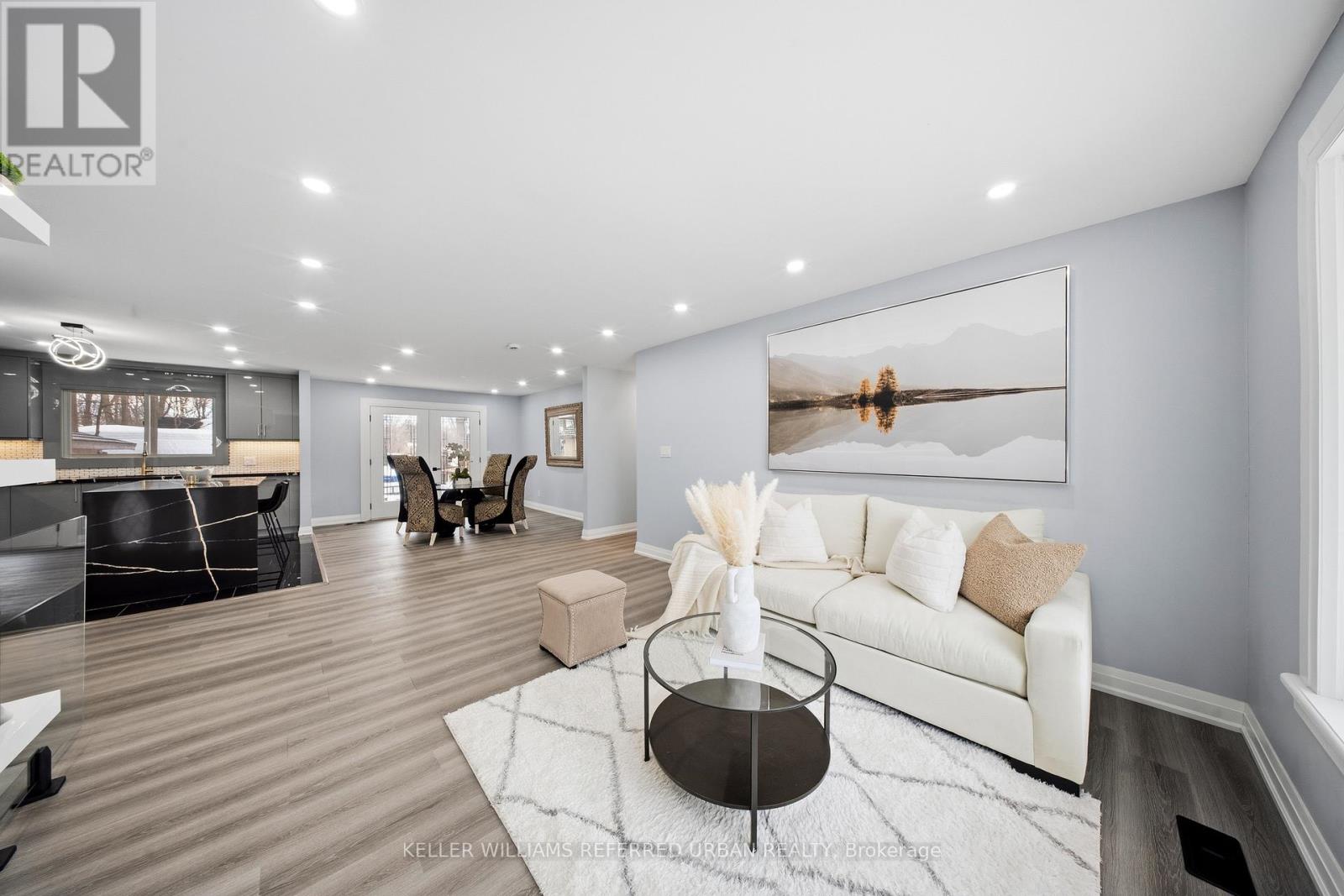 3866 Dixon Road, Innisfil, Ontario  L9S 2R9 - Photo 8 - N12863830