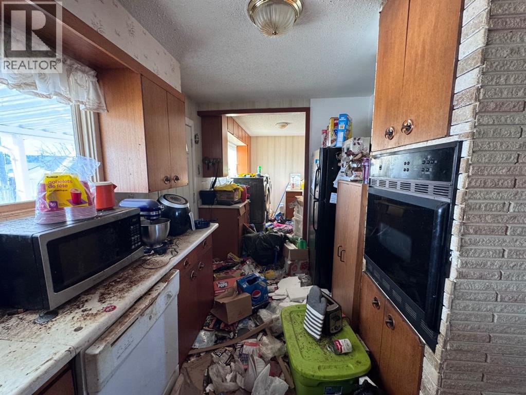 5701 46 Avenue, Stettler, Alberta  T0C 2L1 - Photo 5 - A2278787