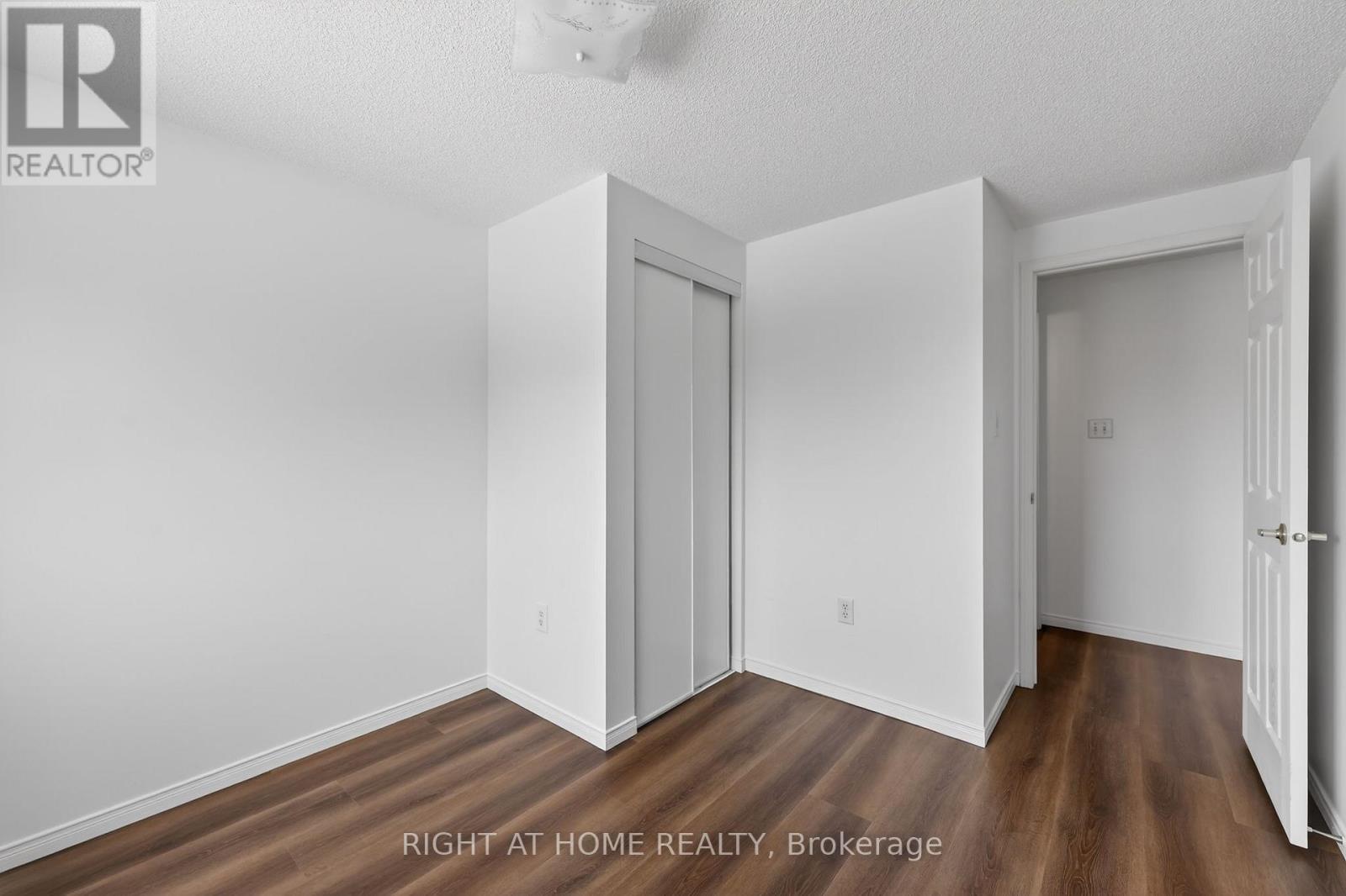 27 Booth Lane, Barrie, Ontario  L4N 0S4 - Photo 22 - S12856898