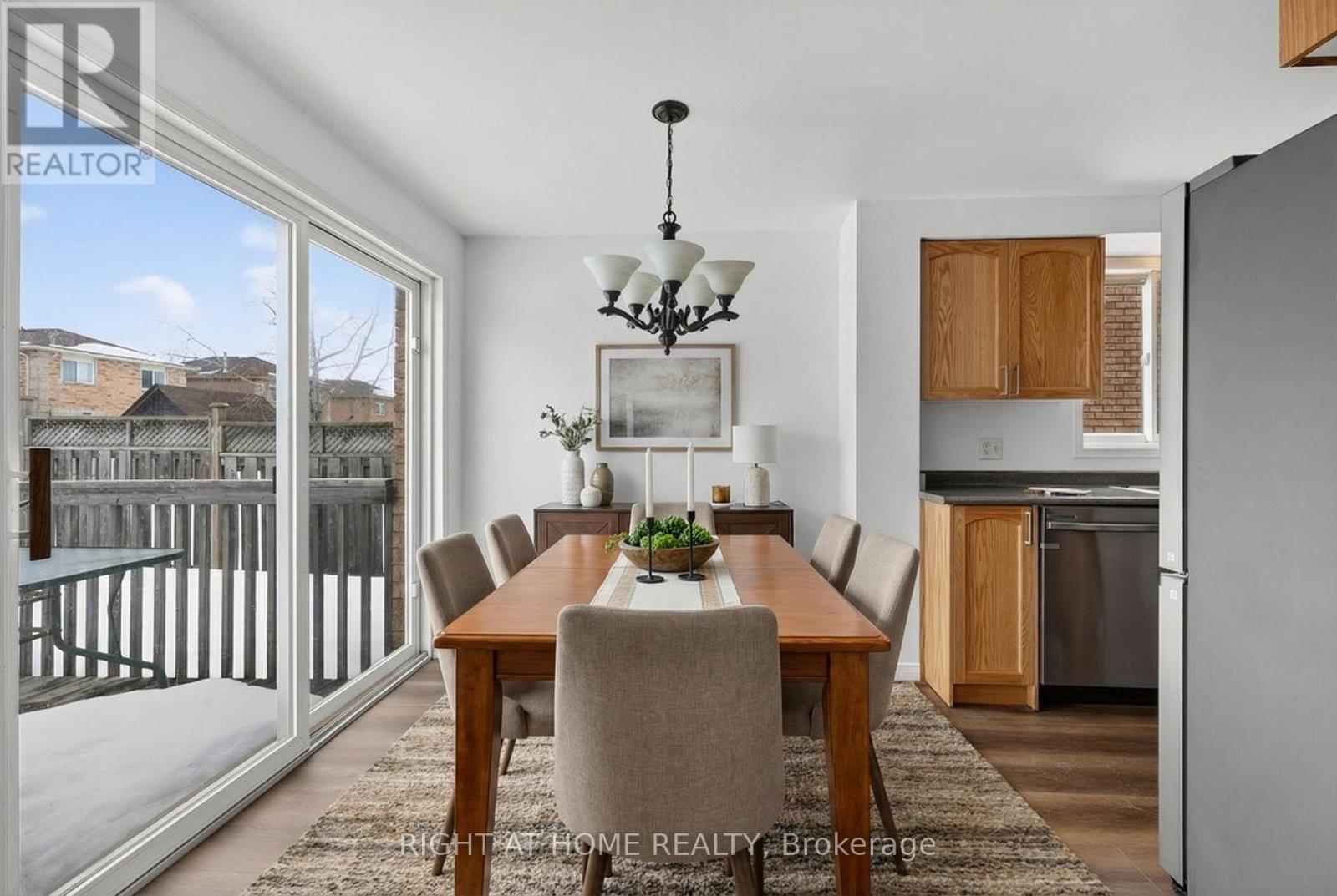 27 Booth Lane, Barrie, Ontario  L4N 0S4 - Photo 11 - S12856898