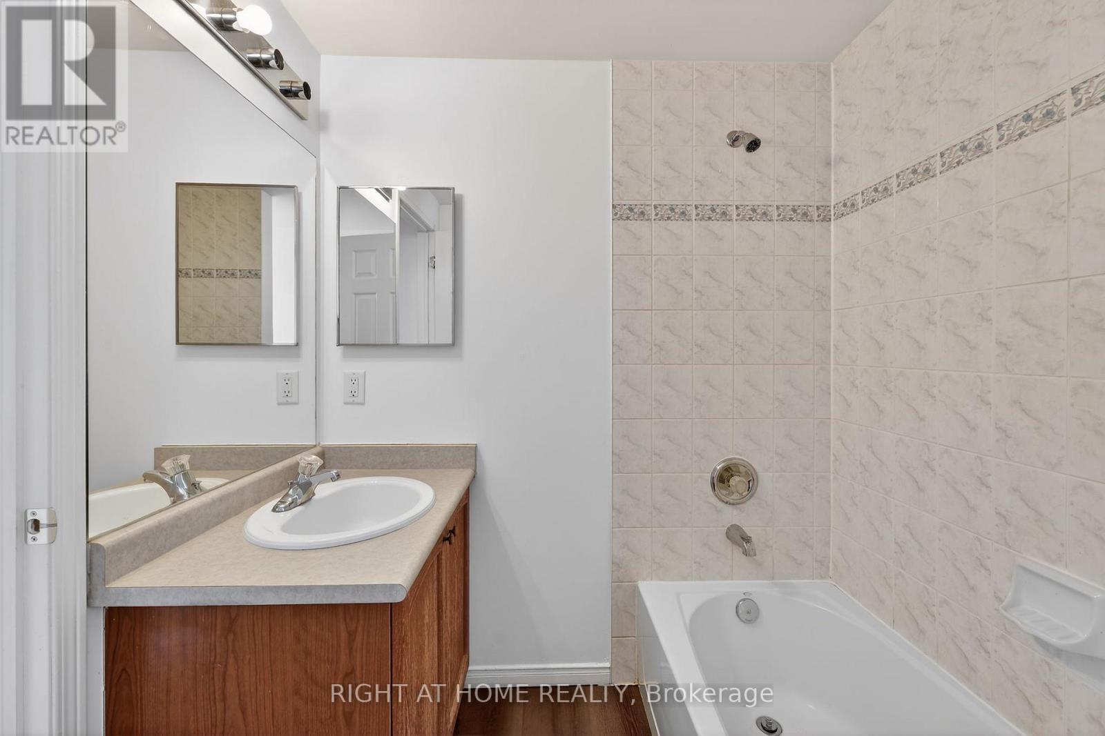 27 Booth Lane, Barrie, Ontario  L4N 0S4 - Photo 26 - S12856898