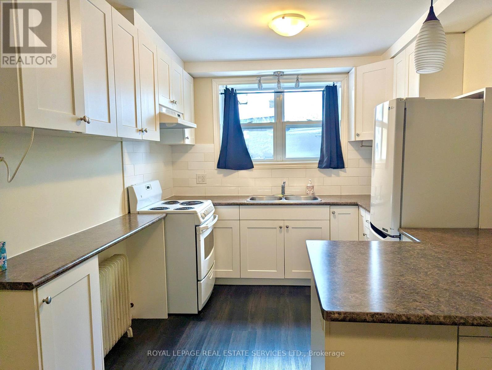 1 - 61 Third Street, Toronto, Ontario  M8V 2X7 - Photo 3 - W12860492