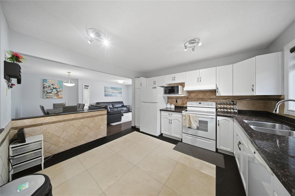 1406 Leila Avenue, Winnipeg, Manitoba  R2P 1J8 - Photo 14 - 202604178