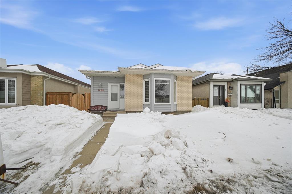 1406 Leila Avenue, Winnipeg, Manitoba  R2P 1J8 - Photo 2 - 202604178