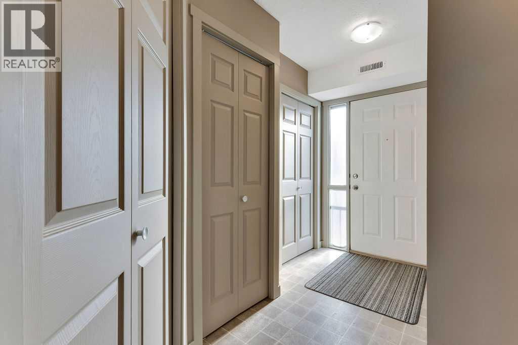 423, 103 Strathaven Drive, Strathmore, Alberta  T1P 1W3 - Photo 4 - A2275645