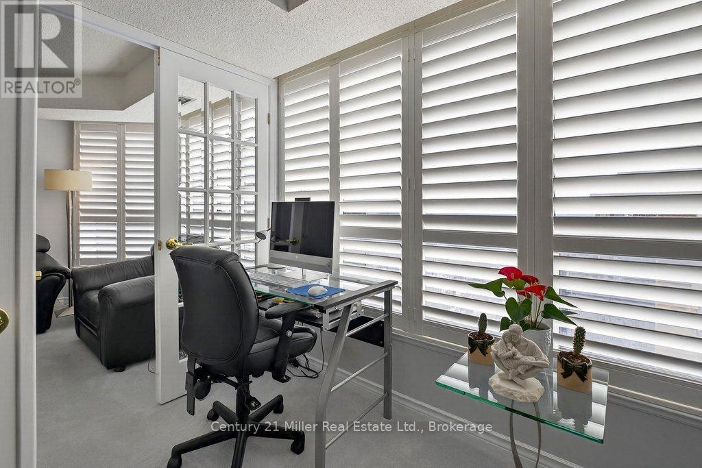 1605 - 1276 Maple Crossing Boulevard, Burlington, Ontario  L7S 2J9 - Photo 20 - W12792828