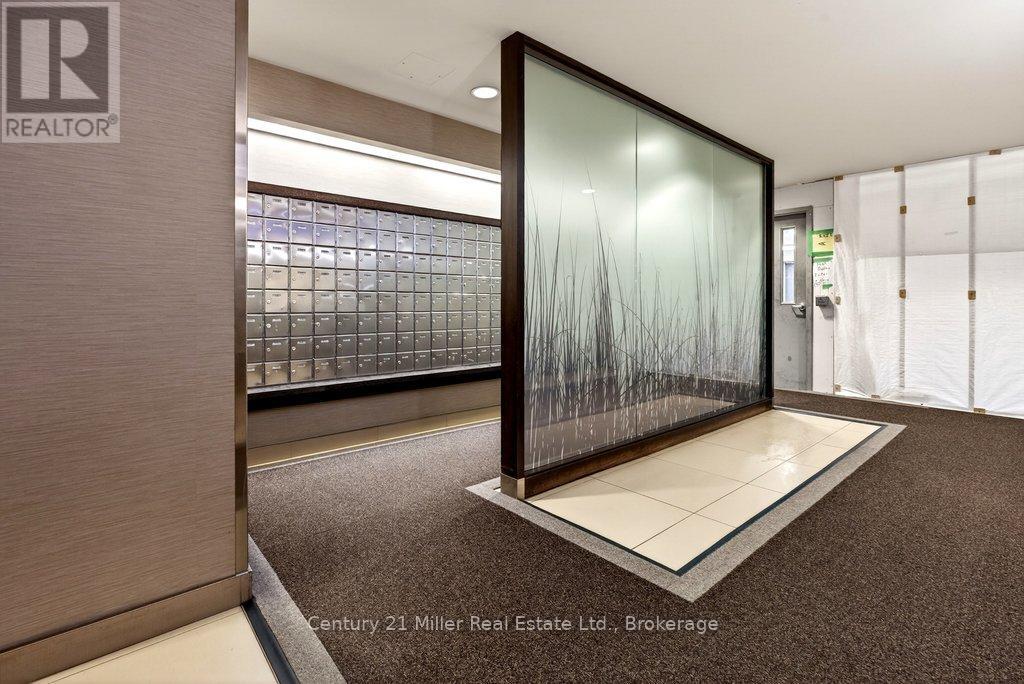 1605 - 1276 Maple Crossing Boulevard, Burlington, Ontario  L7S 2J9 - Photo 37 - W12792828