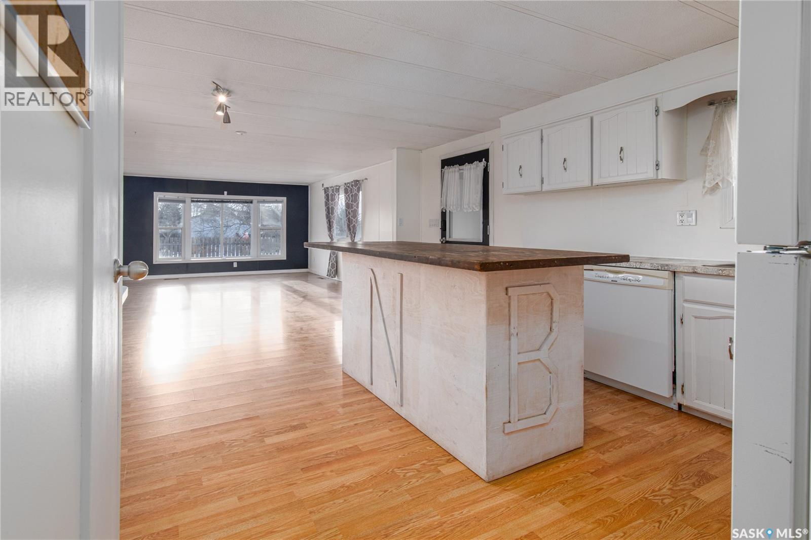 123 Dogwood Street, Caronport, Saskatchewan  S0H 0S0 - Photo 14 - SK030049