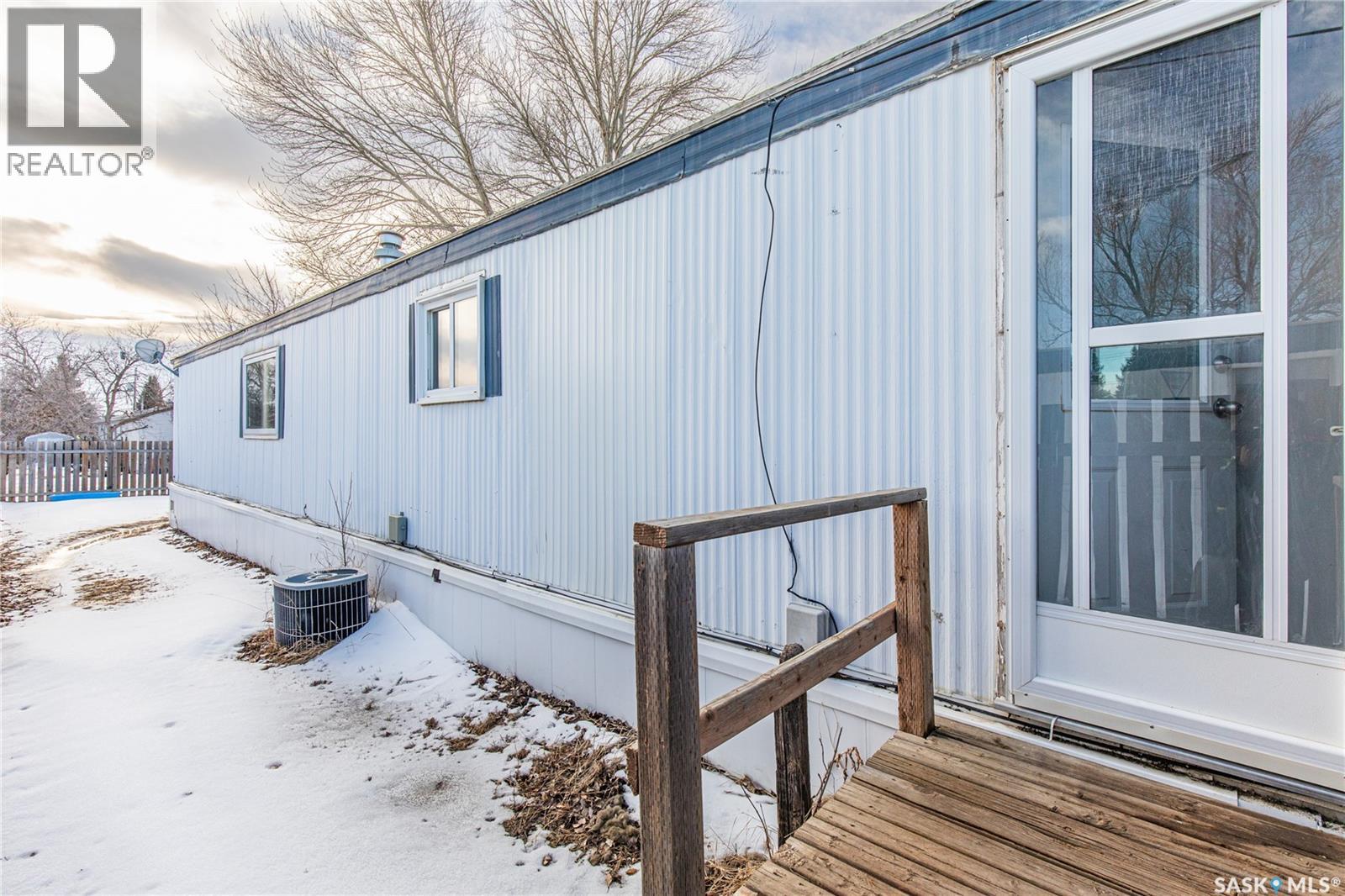 123 Dogwood Street, Caronport, Saskatchewan  S0H 0S0 - Photo 22 - SK030049