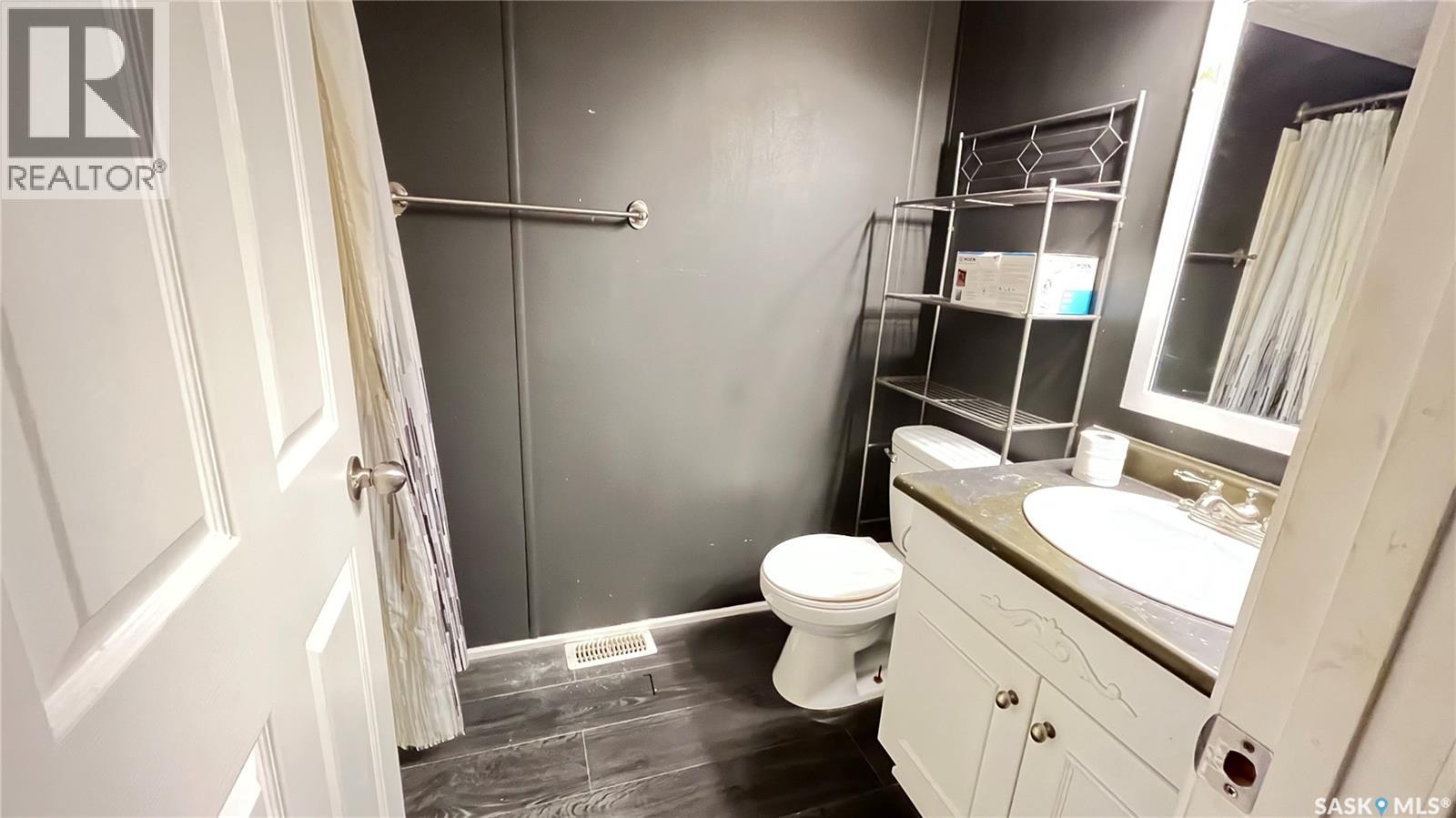 #14 Cypress Mobile Home Park, Maple Creek, Saskatchewan  S0N 1N0 - Photo 8 - SK030047