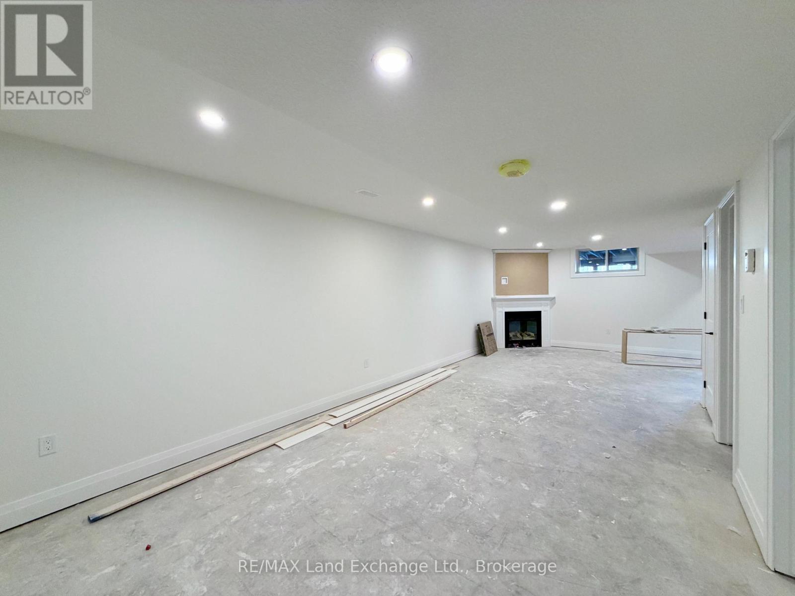 381 Rosner Drive, Saugeen Shores, Ontario  N0H 2C8 - Photo 17 - X12231033