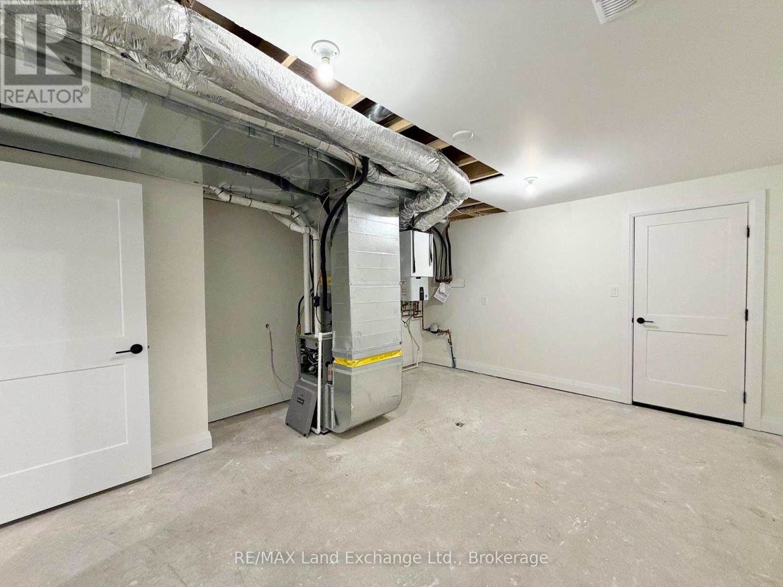 381 Rosner Drive, Saugeen Shores, Ontario  N0H 2C8 - Photo 16 - X12231033