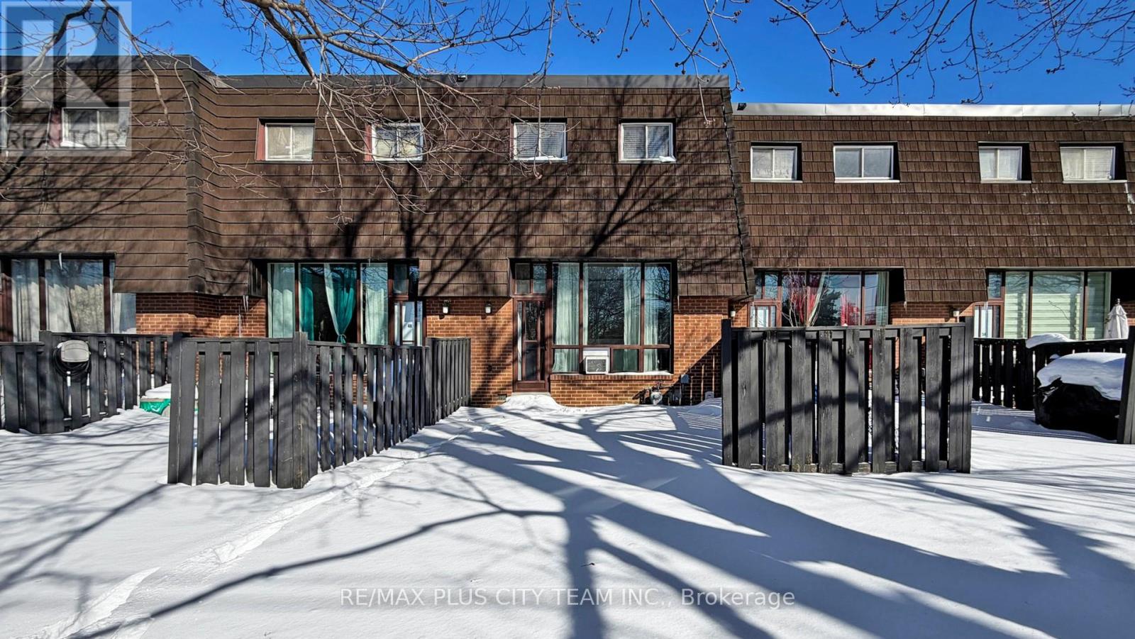 50 Darras Court, Brampton, Ontario  L6T 1W7 - Photo 38 - W12863772