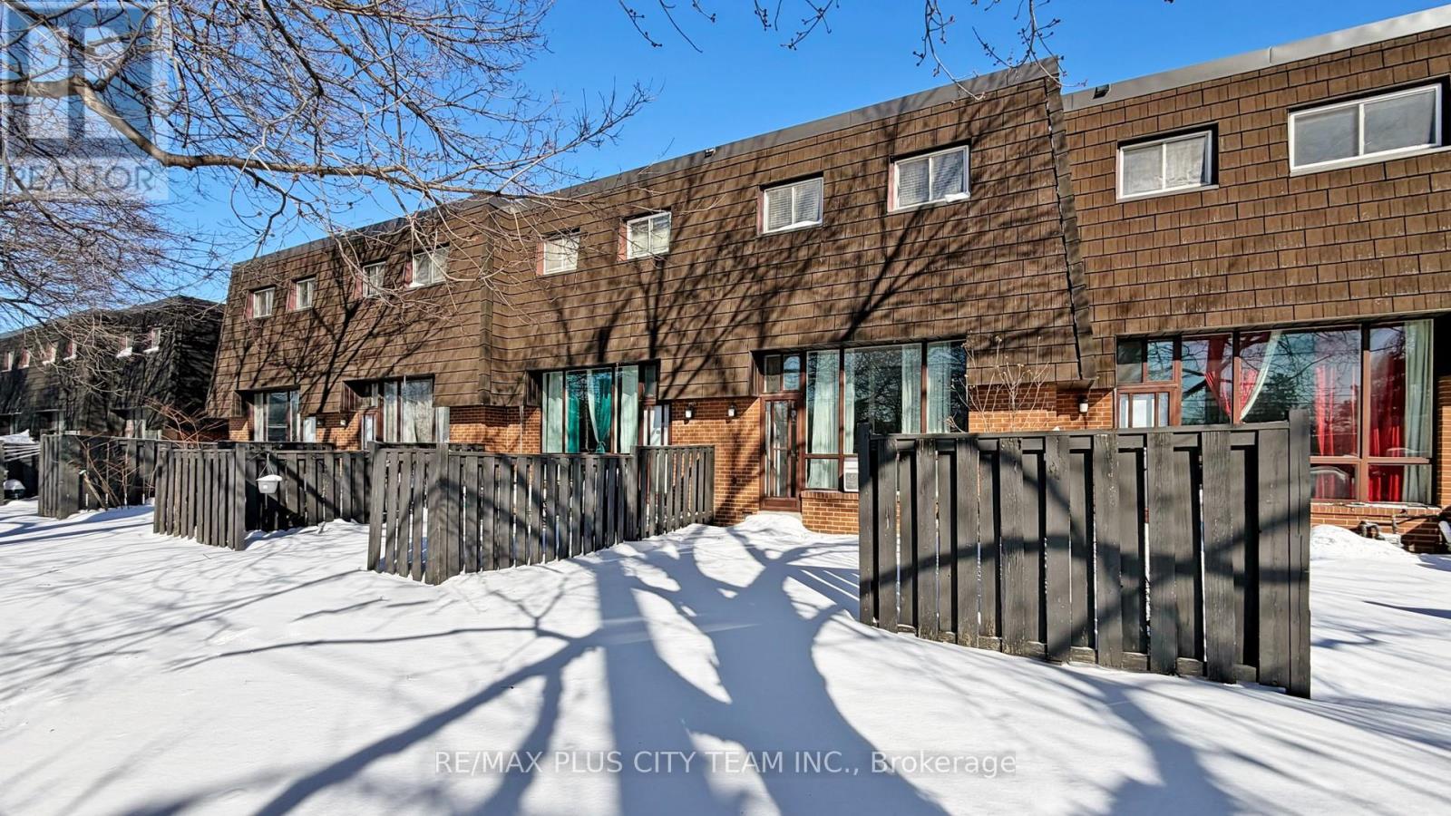 50 Darras Court, Brampton, Ontario  L6T 1W7 - Photo 42 - W12863772