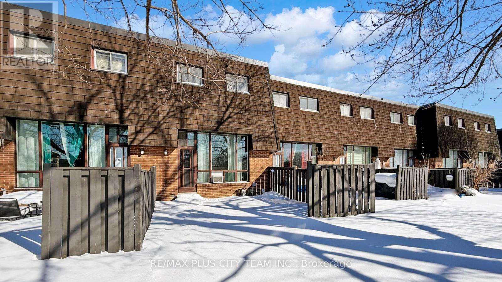 50 Darras Court, Brampton, Ontario  L6T 1W7 - Photo 43 - W12863772