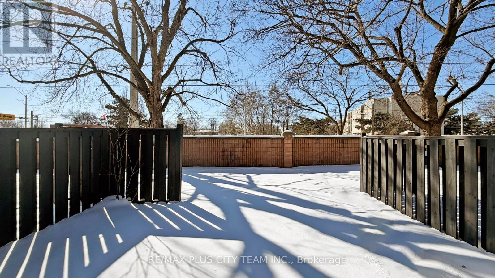 50 Darras Court, Brampton, Ontario  L6T 1W7 - Photo 45 - W12863772