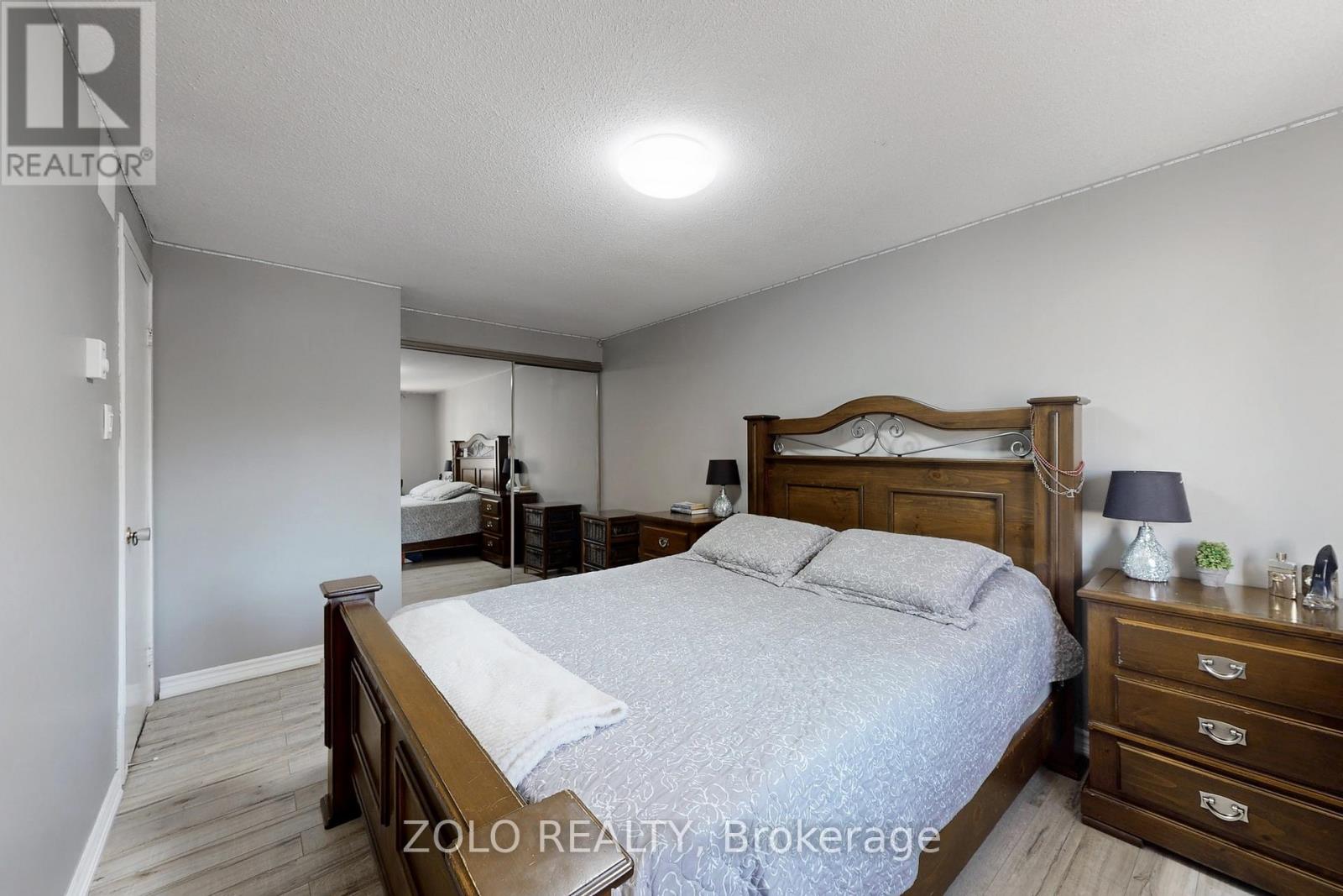 30 Greenbush Court, Brampton, Ontario  L6S 2K2 - Photo 15 - W12863788