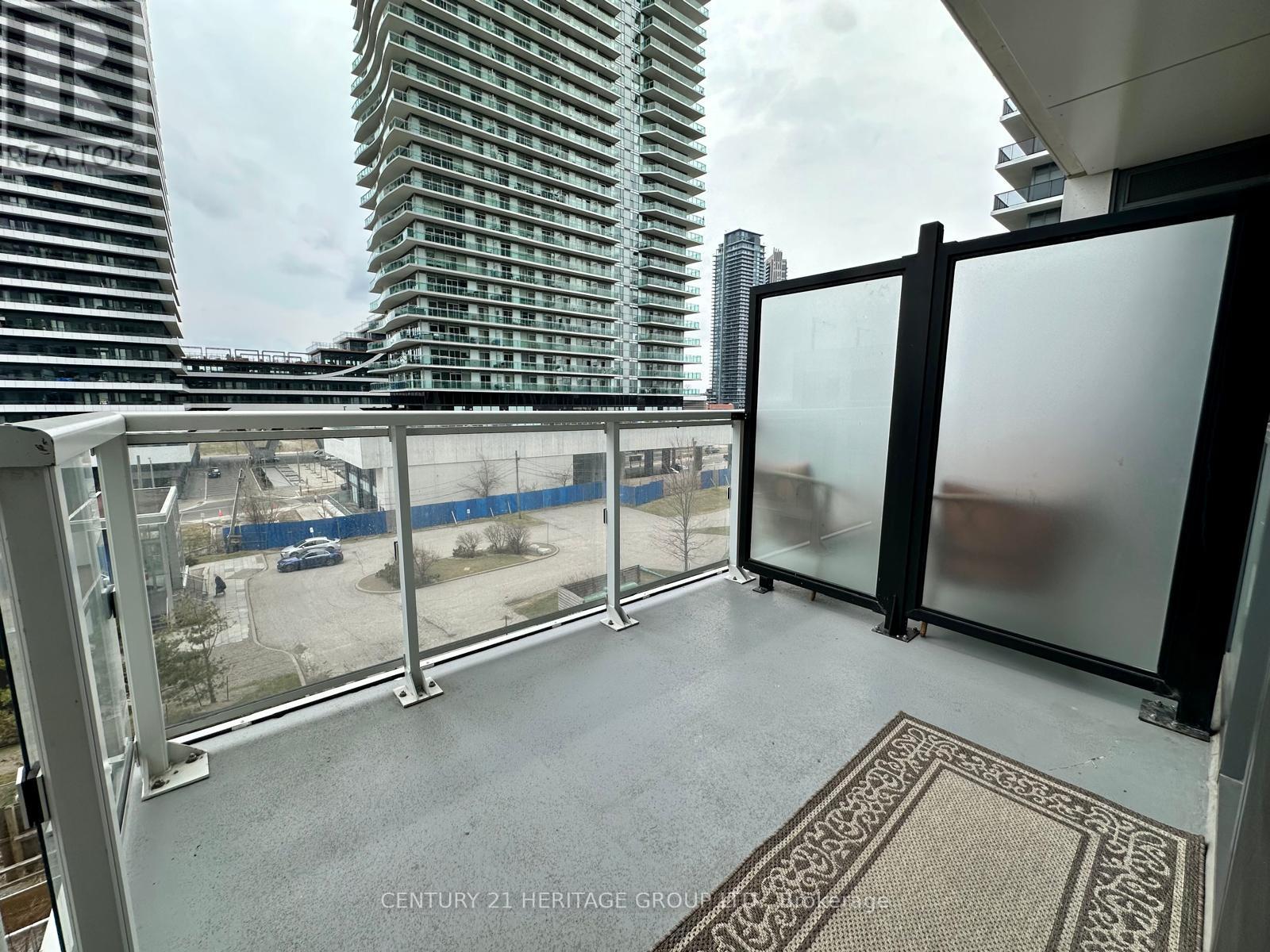 402 - 65 Annie Craig Drive, Toronto, Ontario  M8V 0G3 - Photo 12 - W12863832