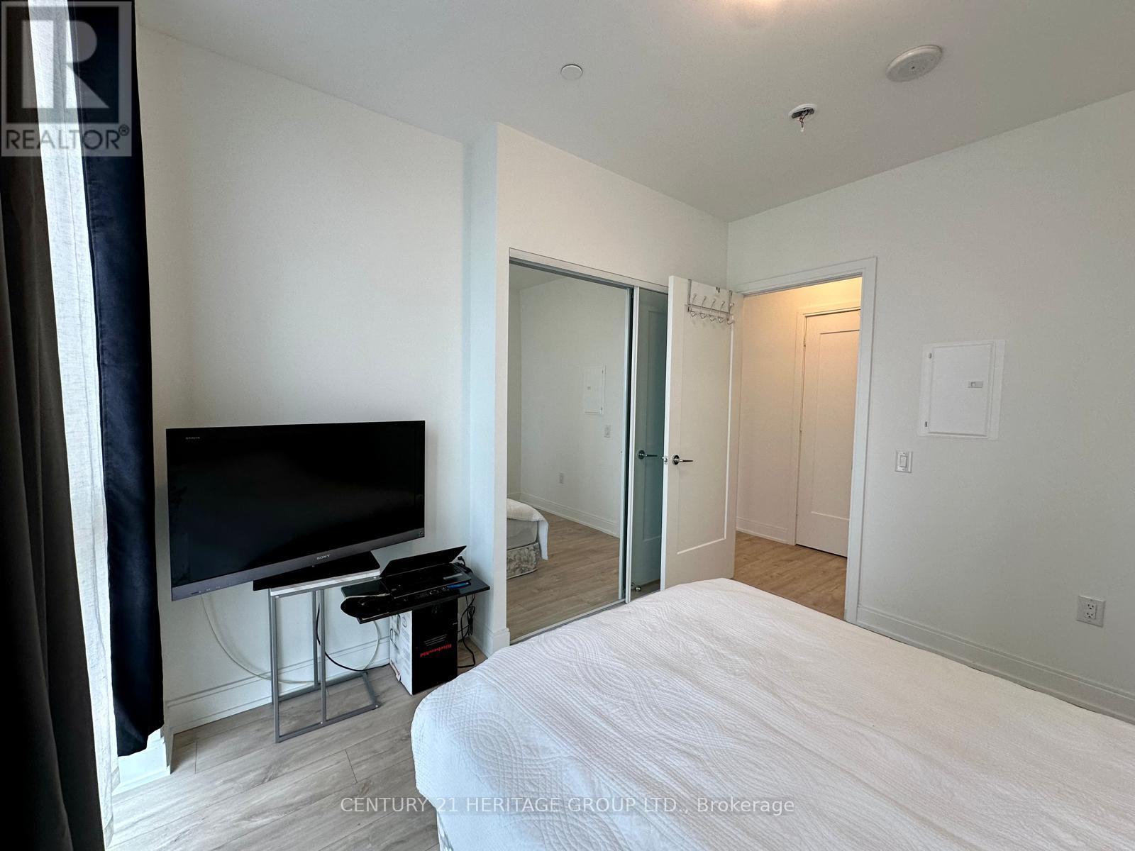 402 - 65 Annie Craig Drive, Toronto, Ontario  M8V 0G3 - Photo 15 - W12863832